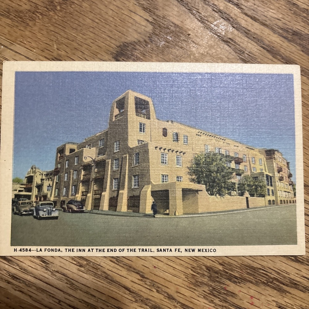 Santa Fe New Mexico La Fonda Hotel Harvey roadside 1951 Postcard autos 21-8815